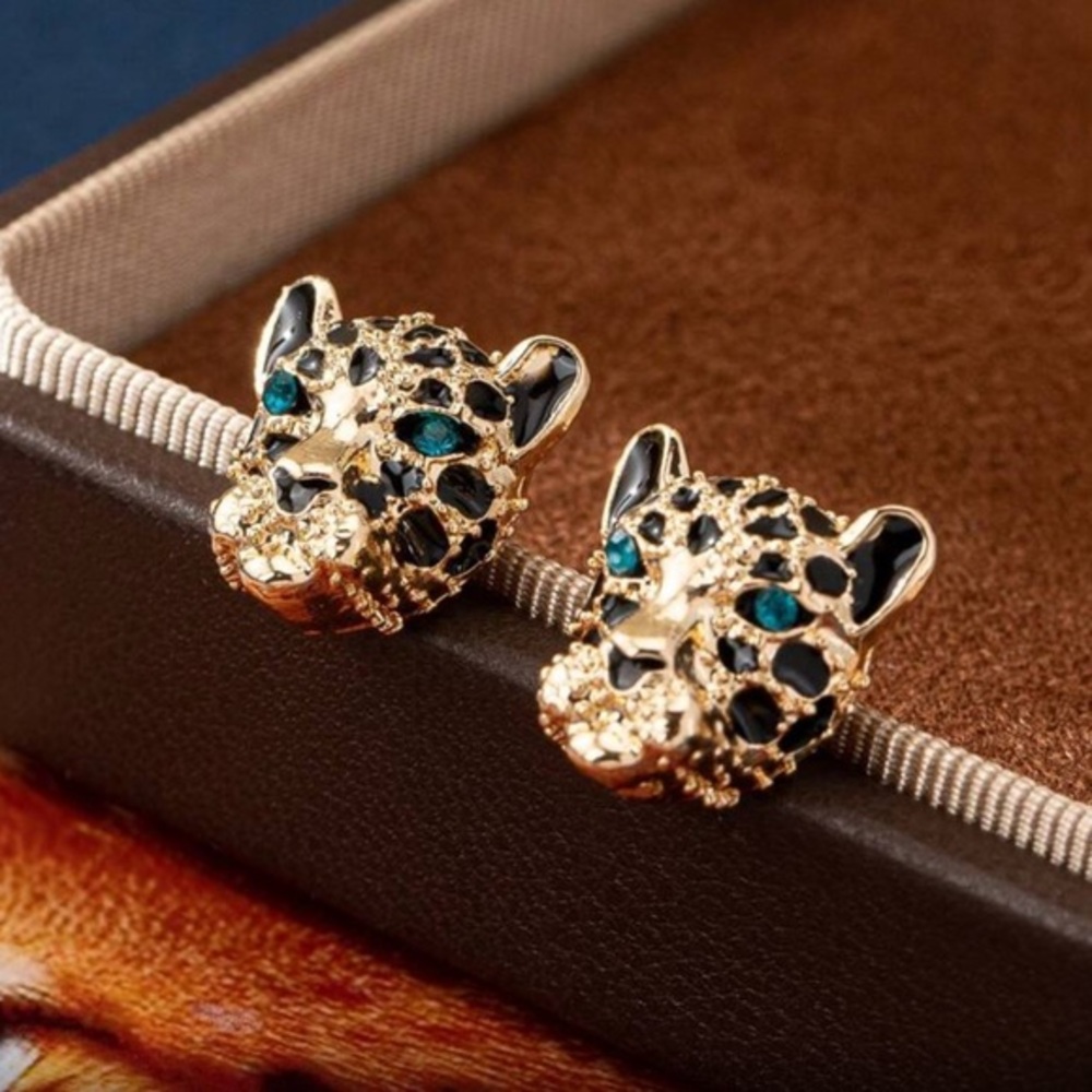 ✨Gold Leopard Earrings with Black and Green Accents